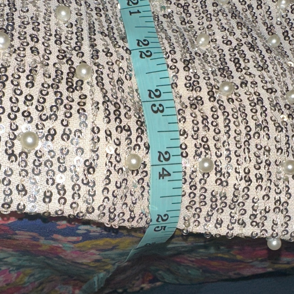 Shimmering Sequin & Pearl Blazer - Picture 10 of 10